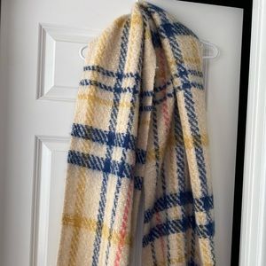 Ellen Tracy Multicolored scarf